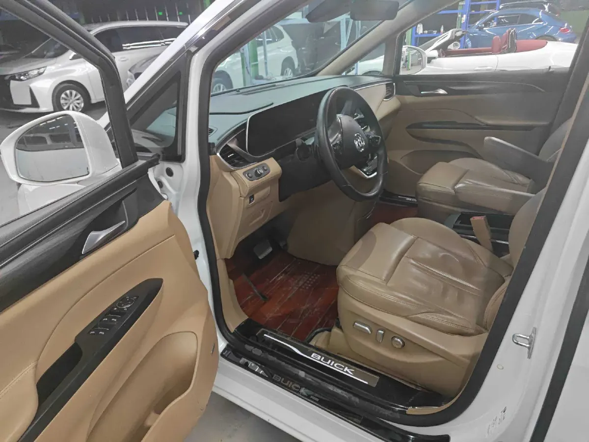 2020 Buick GL8 2.0T 237HP L4 9AT,autocango,china used car exporter,china ev exporter,chinese used car exporter,chinese used ev exporter