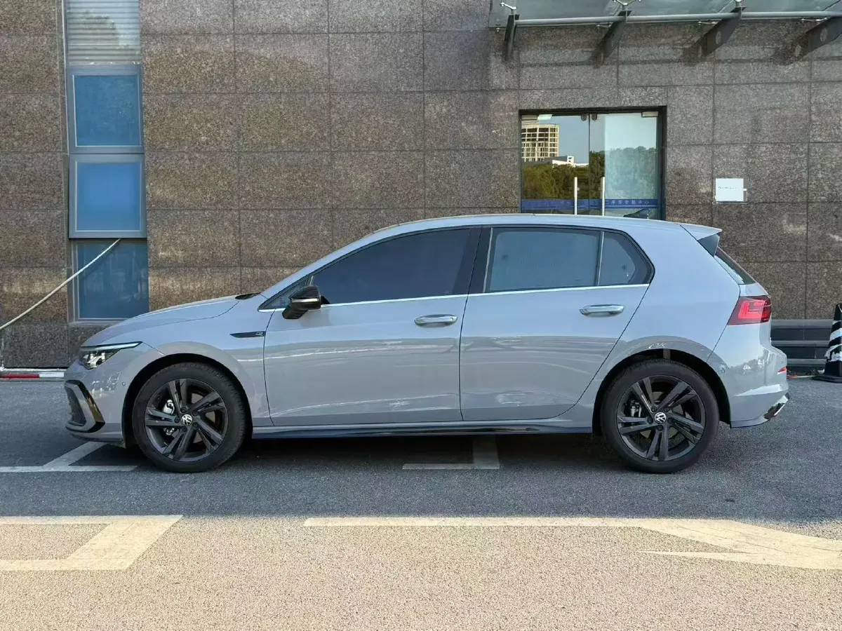 2023 Volkswagen Golf 1.4T 150HP L4 7DCT,autocango,china used car exporter,china ev exporter,chinese used car exporter,chinese used ev exporter