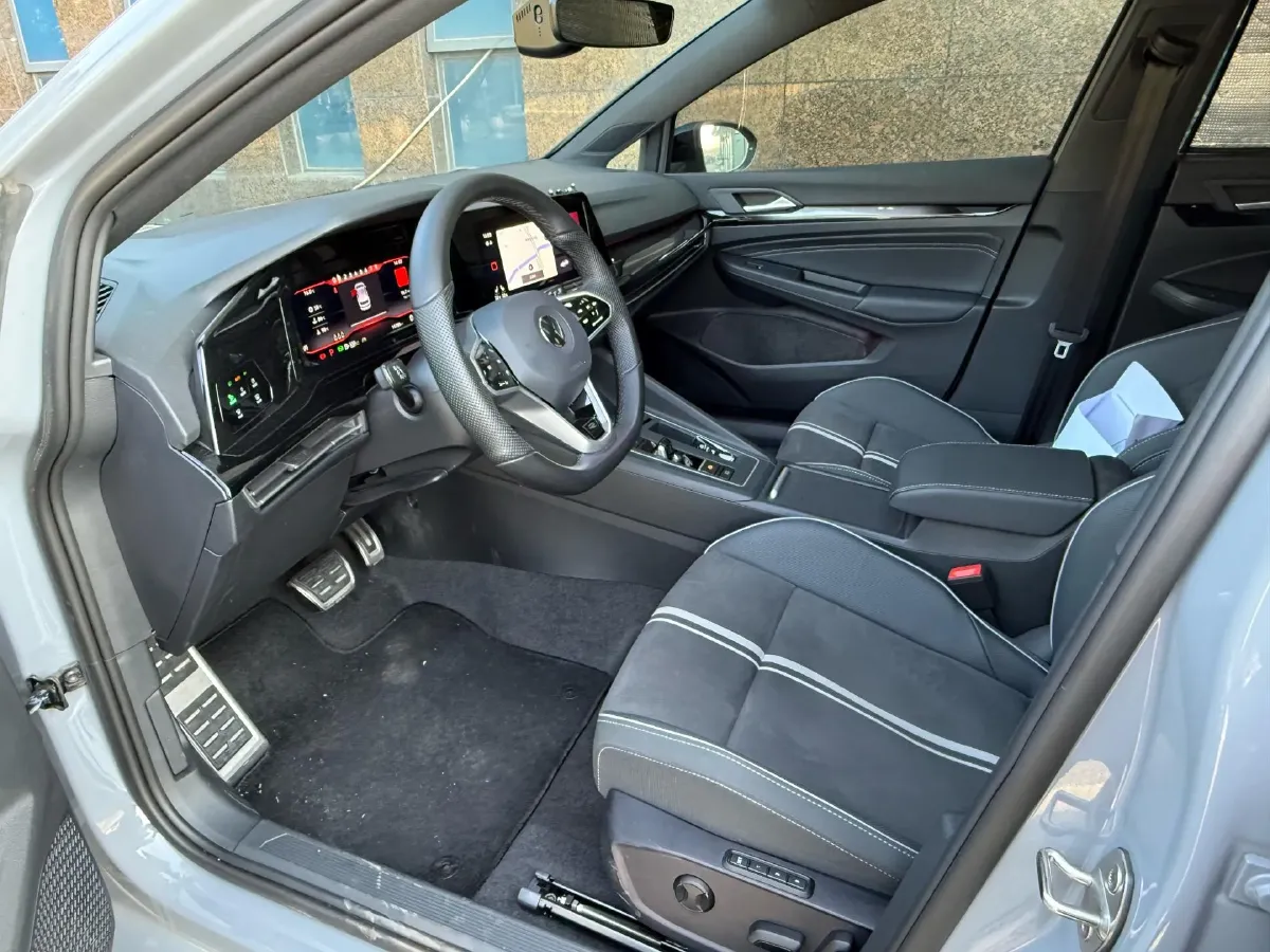 2023 Volkswagen Golf 1.4T 150HP L4 7DCT,autocango,china used car exporter,china ev exporter,chinese used car exporter,chinese used ev exporter