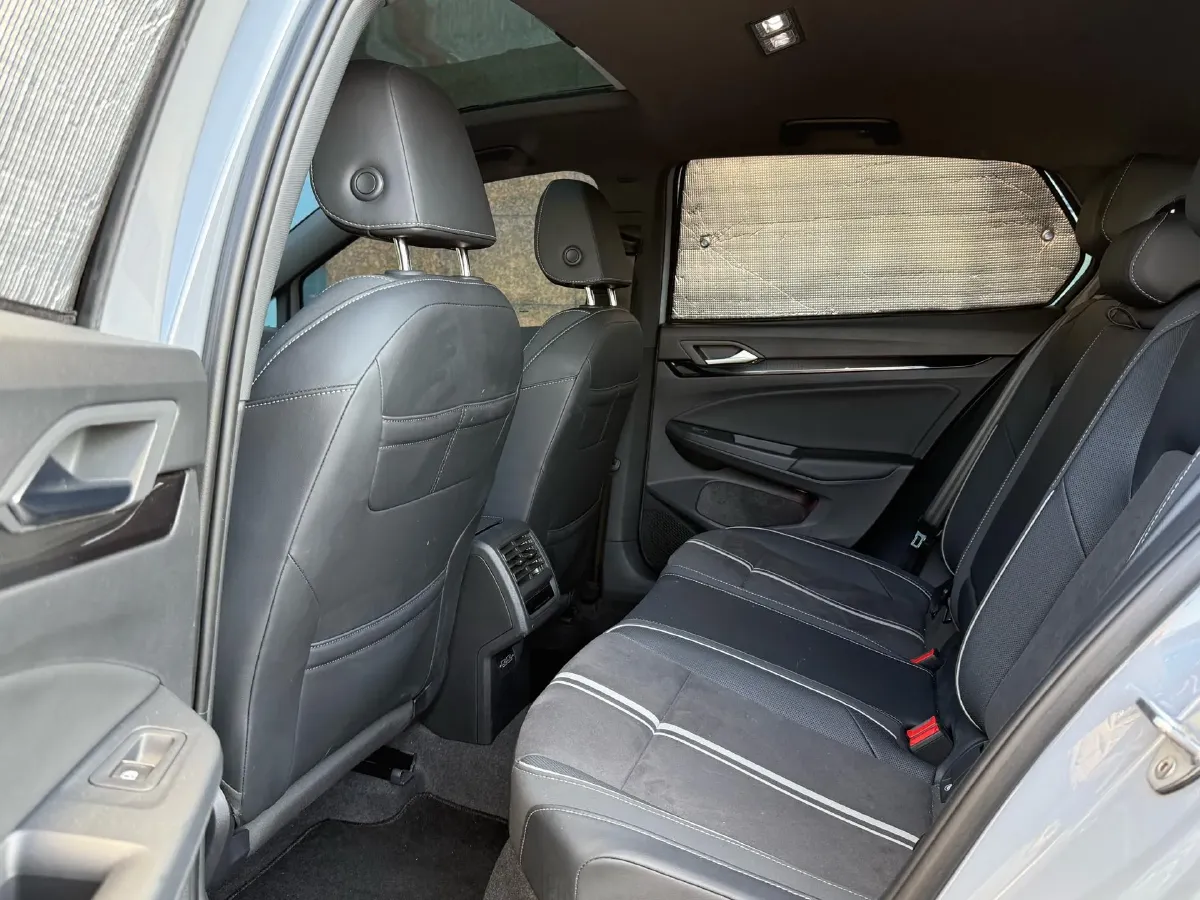 2023 Volkswagen Golf 1.4T 150HP L4 7DCT,autocango,china used car exporter,china ev exporter,chinese used car exporter,chinese used ev exporter