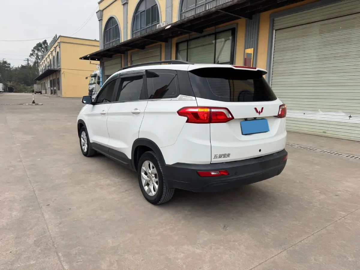 2018 WuLing HongGuang S3 1.5L 112HP L4 6MT,autocango,china used car exporter,china ev exporter,chinese used car exporter,chinese used ev exporter