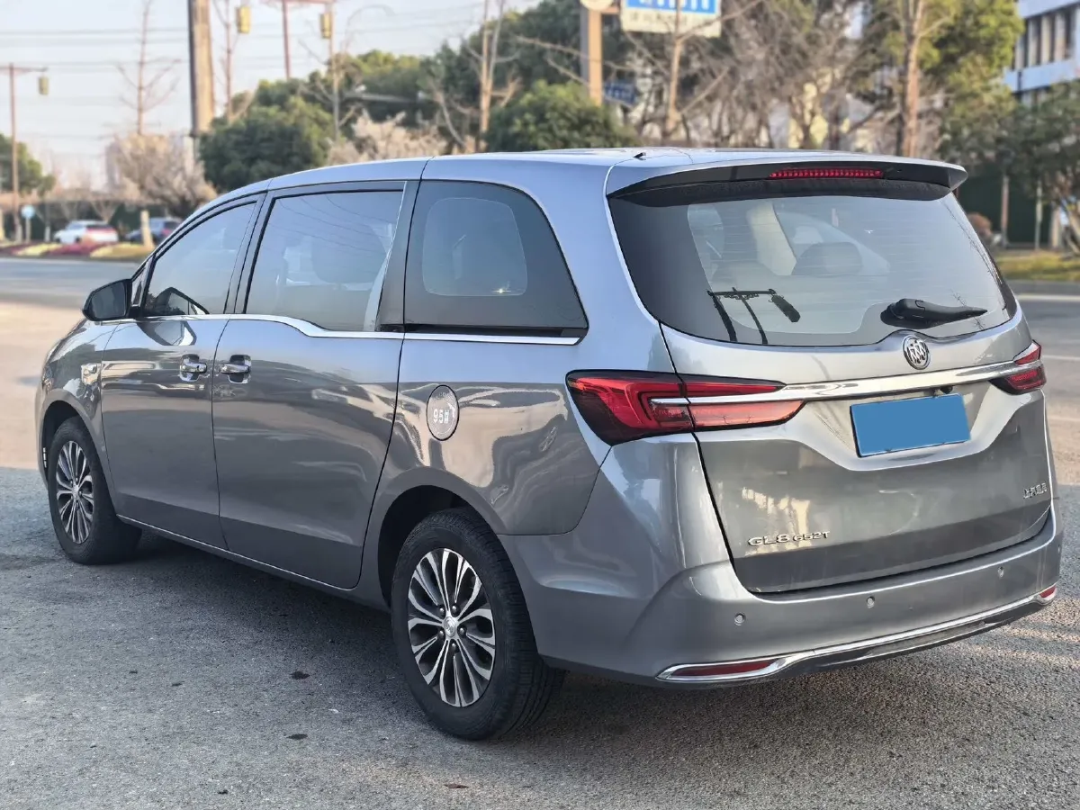 2021 Buick GL8 2.0T 237HP L4 9AT,autocango,china used car exporter,china ev exporter,chinese used car exporter,chinese used ev exporter