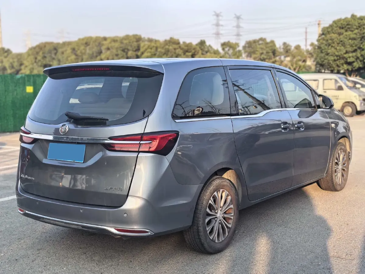2021 Buick GL8 2.0T 237HP L4 9AT,autocango,china used car exporter,china ev exporter,chinese used car exporter,chinese used ev exporter