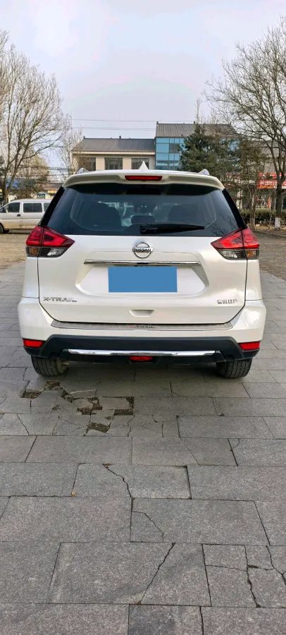 2021 Nissan X-Trail 2.0L 151HP L4 CVT,autocango,china used car exporter,china ev exporter,chinese used car exporter,chinese used ev exporter