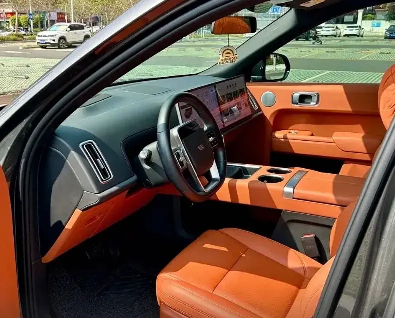 2023 Li L8 Range Extended 154HP REEV 40.9KWH,autocango,china used car exporter,china ev exporter,chinese used car exporter,chinese used ev exporter