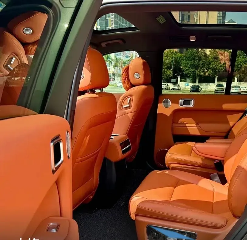 2023 Li L8 Range Extended 154HP REEV 40.9KWH,autocango,china used car exporter,china ev exporter,chinese used car exporter,chinese used ev exporter