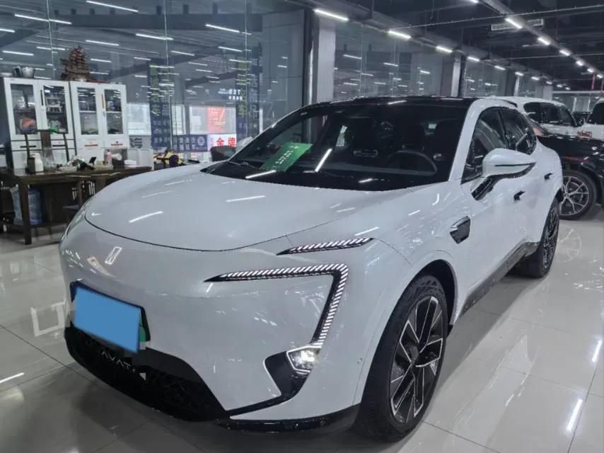 2025 Avatr 11 1.5T 156HP L4 REEV,autocango,china used car exporter,china ev exporter,chinese used car exporter,chinese used ev exporter