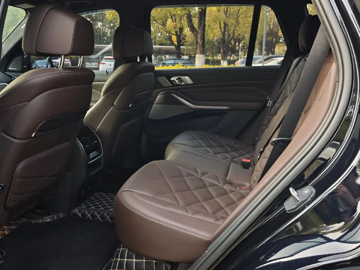 2022 BMW X5 3.0T 333HP L6 8AT,autocango,china used car exporter,china ev exporter,chinese used car exporter,chinese used ev exporter