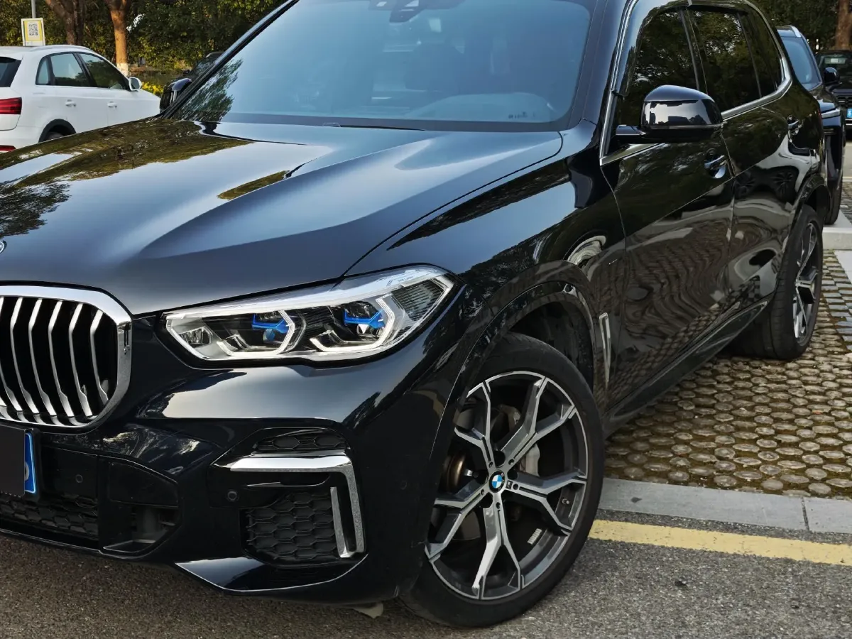 2022 BMW X5 3.0T 333HP L6 8AT,autocango,china used car exporter,china ev exporter,chinese used car exporter,chinese used ev exporter