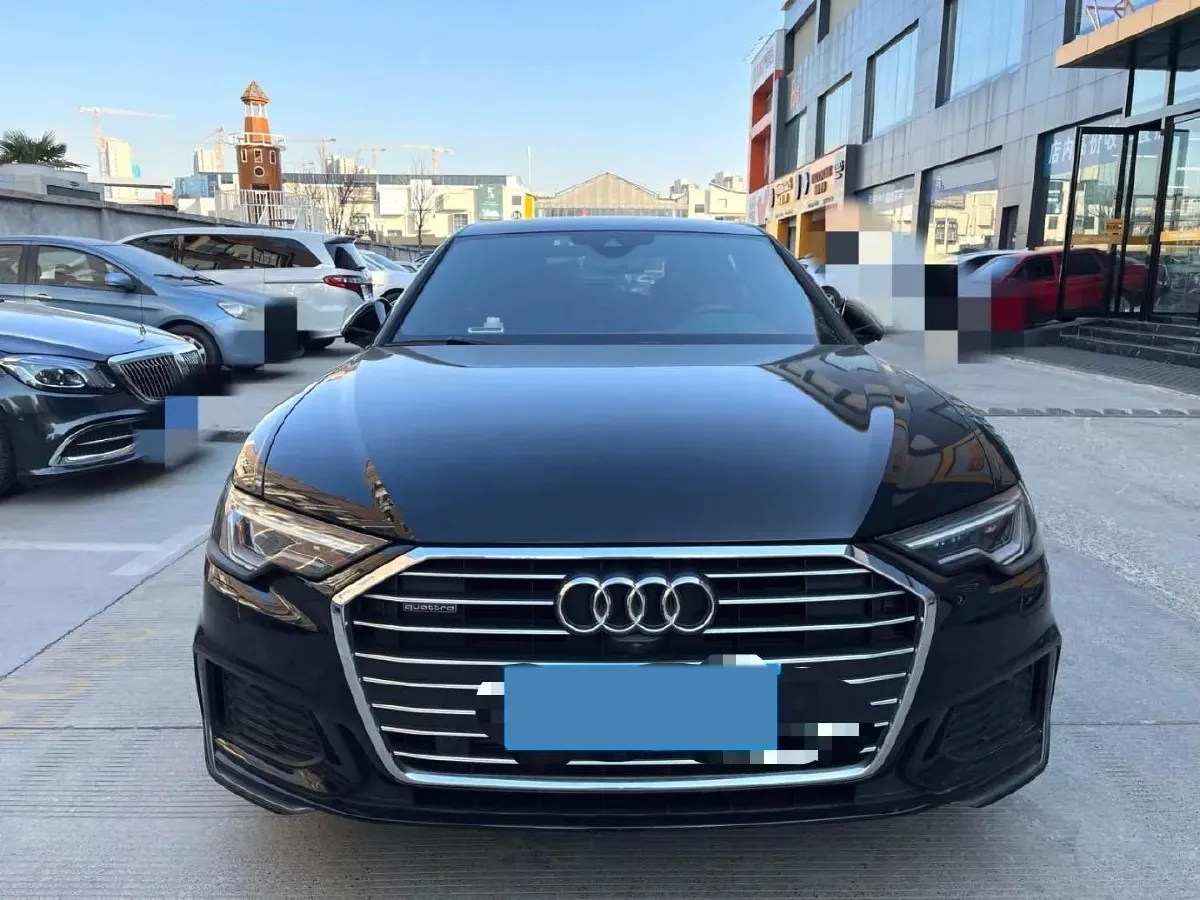2021 Audi A6L 2.0T 224HP L4 7DCT,autocango,china used car exporter,china ev exporter,chinese used car exporter,chinese used ev exporter