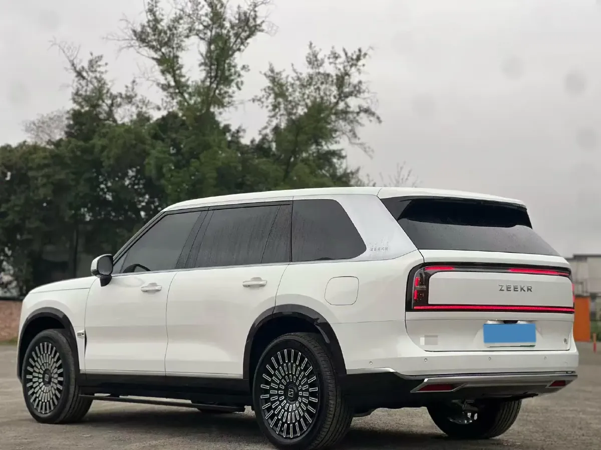 2025 Zeekr 9X 2.0T 279HP L4 1DHT PHEV,autocango,china used car exporter,china ev exporter,chinese used car exporter,chinese used ev exporter