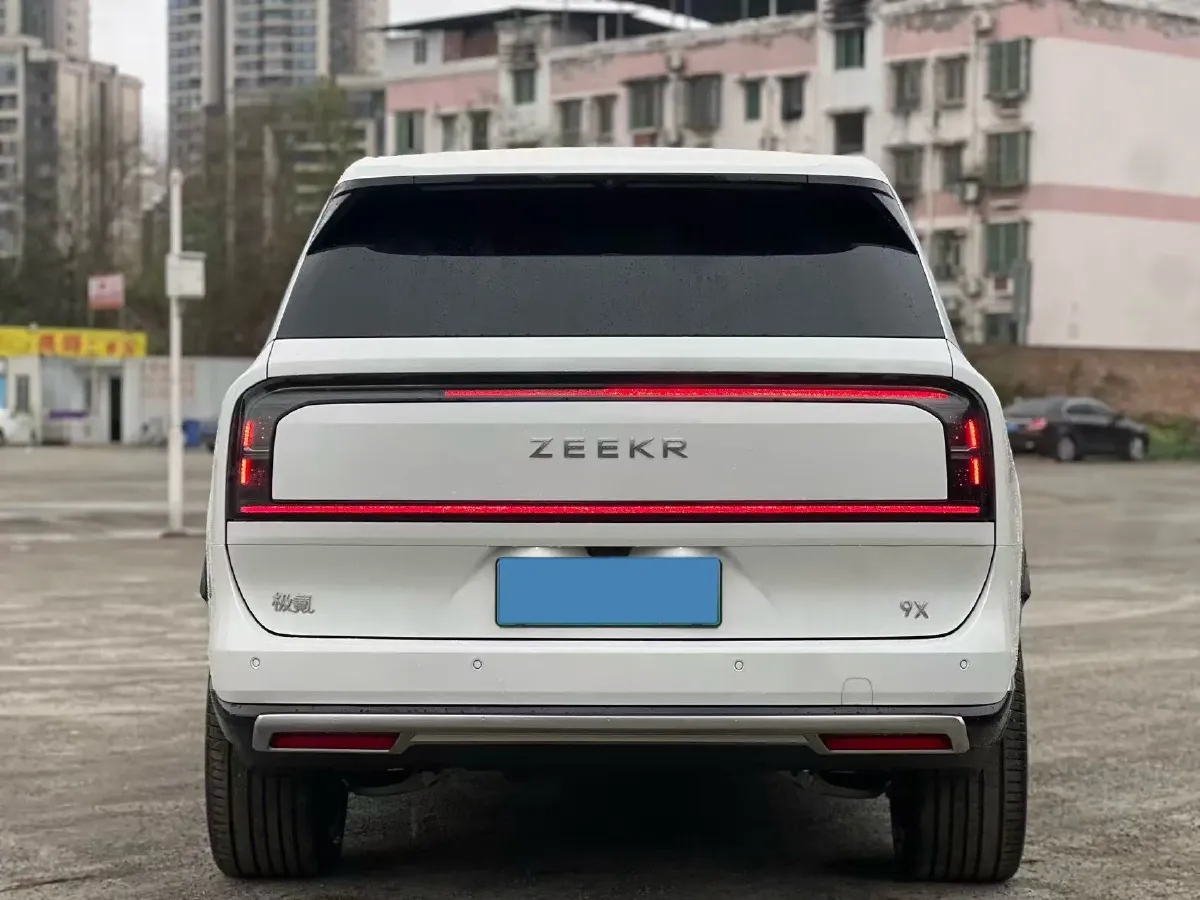 2025 Zeekr 9X 2.0T 279HP L4 1DHT PHEV,autocango,china used car exporter,china ev exporter,chinese used car exporter,chinese used ev exporter