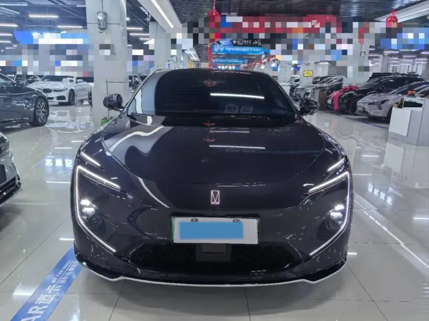 2025 Avatr 12 1.5T 156HP L4 REEV,autocango,china used car exporter,china ev exporter,chinese used car exporter,chinese used ev exporter