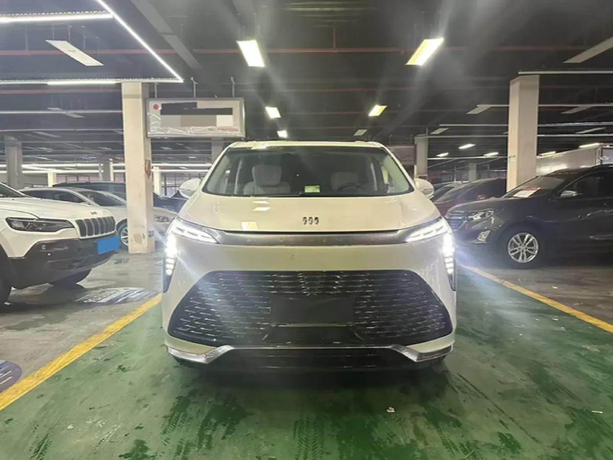 2023 Buick Century 2.0T 237HP L4 9AT,autocango,china used car exporter,china ev exporter,chinese used car exporter,chinese used ev exporter