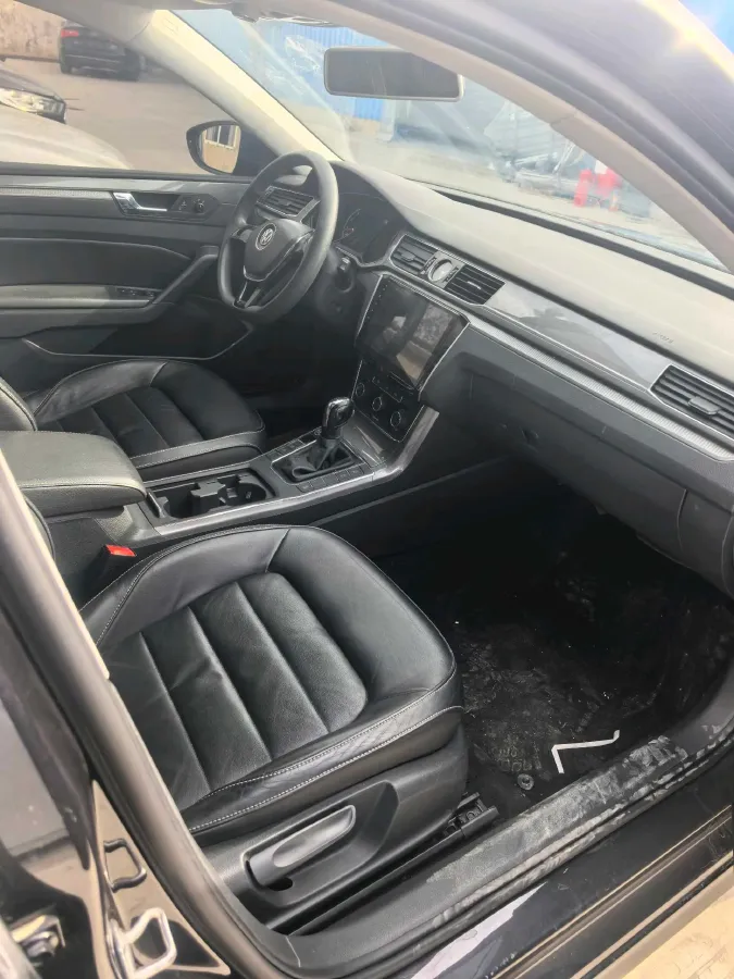 2017 Volkswagen Passat 1.4T 150HP L4 7DCT,autocango,china used car exporter,china ev exporter,chinese used car exporter,chinese used ev exporter