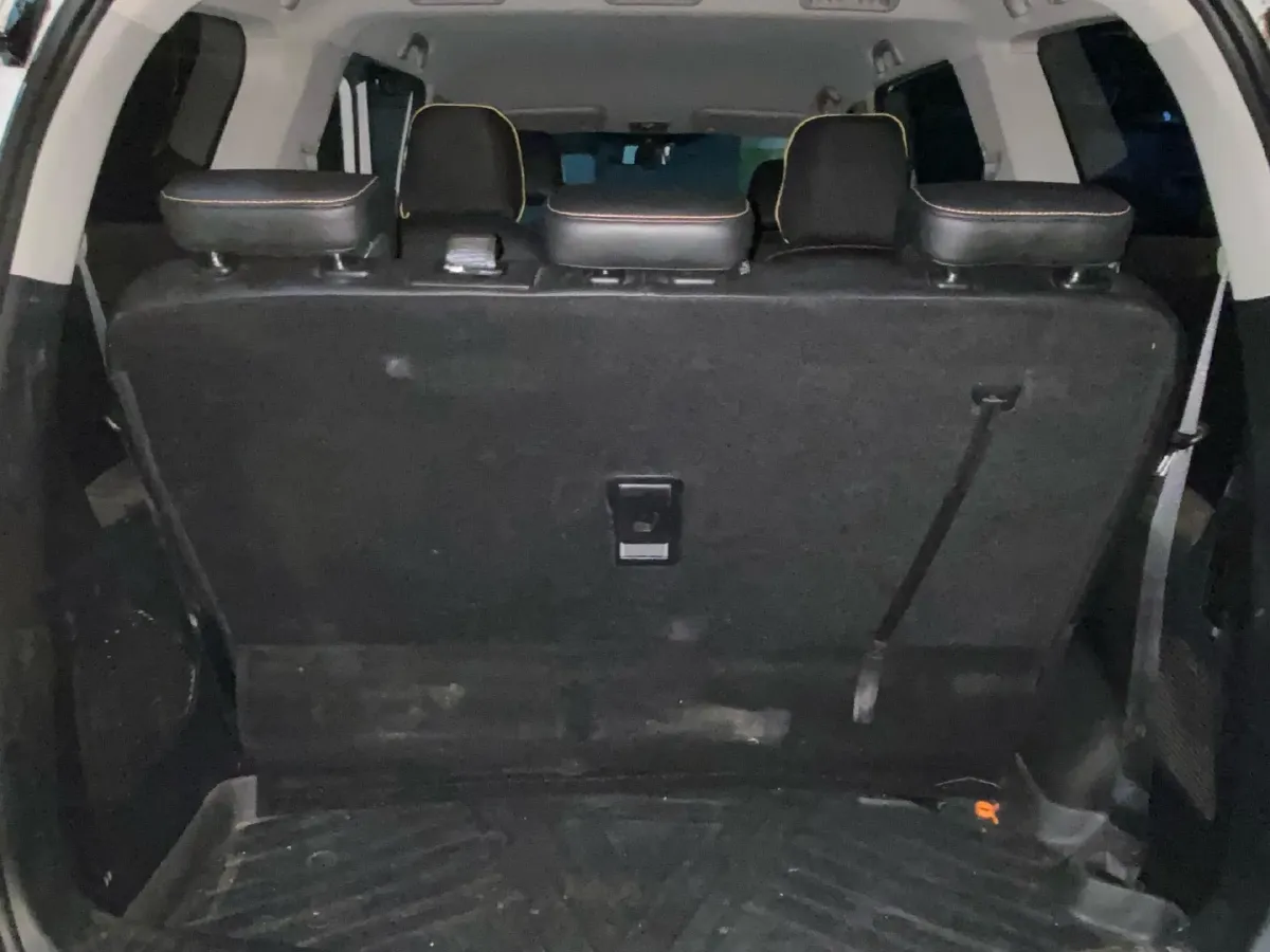 2019 WuLing HongGuang S3 1.5L 99HP L4 6MT,autocango,china used car exporter,china ev exporter,chinese used car exporter,chinese used ev exporter