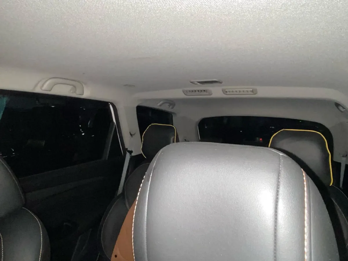 2019 WuLing HongGuang S3 1.5L 99HP L4 6MT,autocango,china used car exporter,china ev exporter,chinese used car exporter,chinese used ev exporter