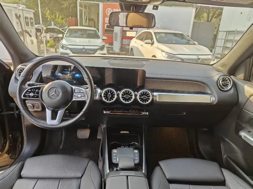 2023 Mercedes-Benz GLB Class 2.0T 190HP L4 8DCT,autocango,china used car exporter,china ev exporter,chinese used car exporter,chinese used ev exporter