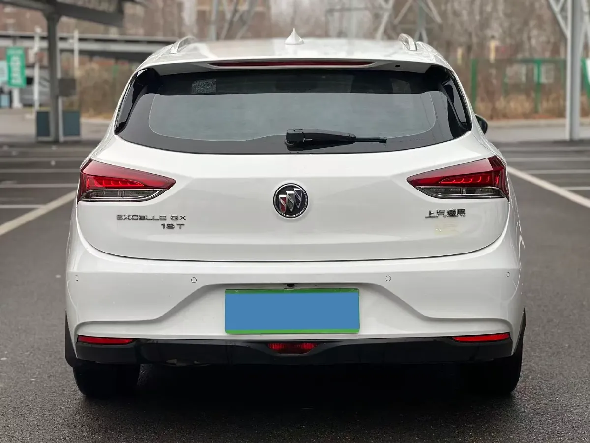 2019 Brilliance Auto V7 1.8T 231HP L4 7DCT,autocango,china used car exporter,china ev exporter,chinese used car exporter,chinese used ev exporter