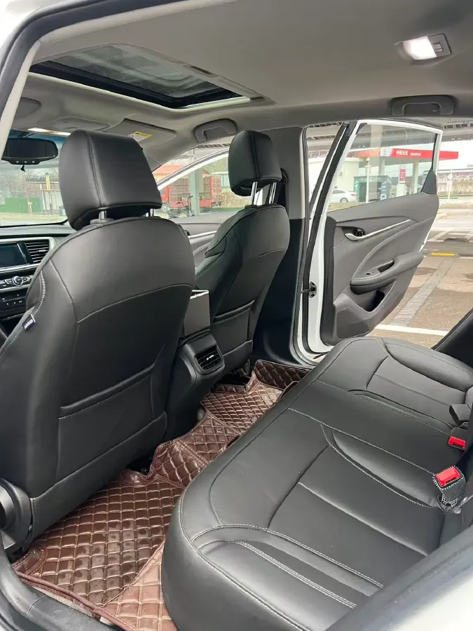 2019 Brilliance Auto V7 1.8T 231HP L4 7DCT,autocango,china used car exporter,china ev exporter,chinese used car exporter,chinese used ev exporter