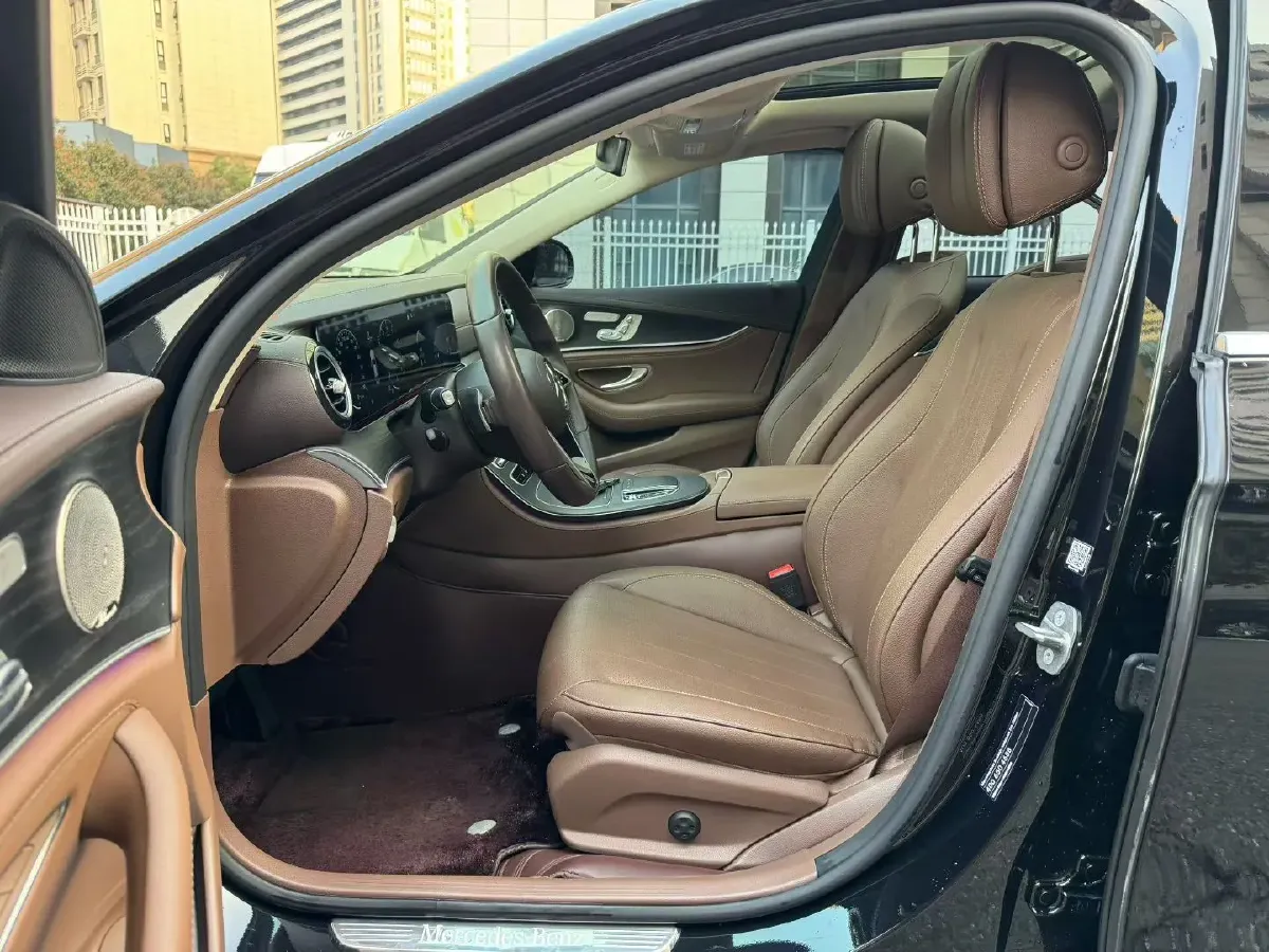 2022 Mercedes-Benz E Class 2.0T 258HP L4 9AT,autocango,china used car exporter,china ev exporter,chinese used car exporter,chinese used ev exporter