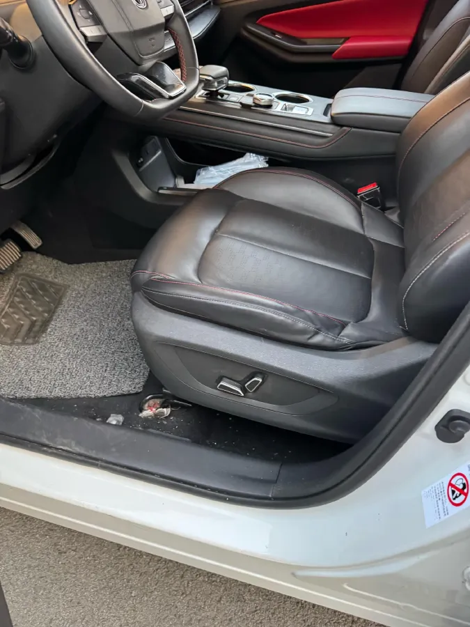 2022 ChangAn Oshan X7 Plus 1.5T 188HP L4 7DCT,autocango,china used car exporter,china ev exporter,chinese used car exporter,chinese used ev exporter