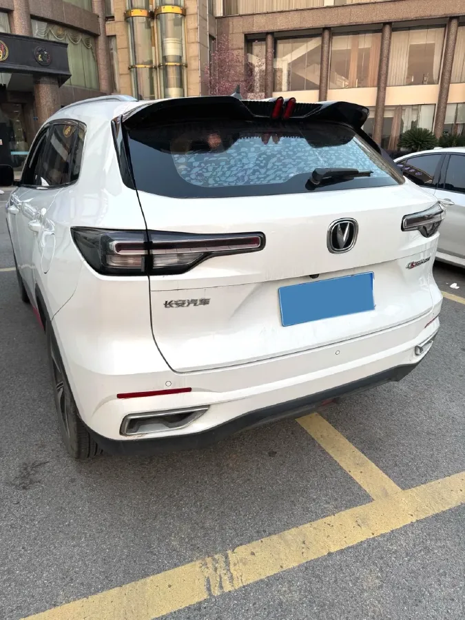2022 ChangAn Oshan X7 Plus 1.5T 188HP L4 7DCT,autocango,china used car exporter,china ev exporter,chinese used car exporter,chinese used ev exporter