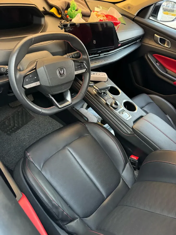 2022 ChangAn Oshan X7 Plus 1.5T 188HP L4 7DCT,autocango,china used car exporter,china ev exporter,chinese used car exporter,chinese used ev exporter