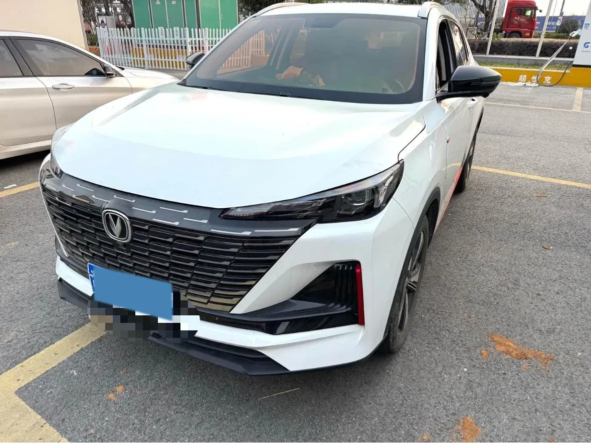 2022 ChangAn Oshan X7 Plus 1.5T 188HP L4 7DCT,autocango,china used car exporter,china ev exporter,chinese used car exporter,chinese used ev exporter