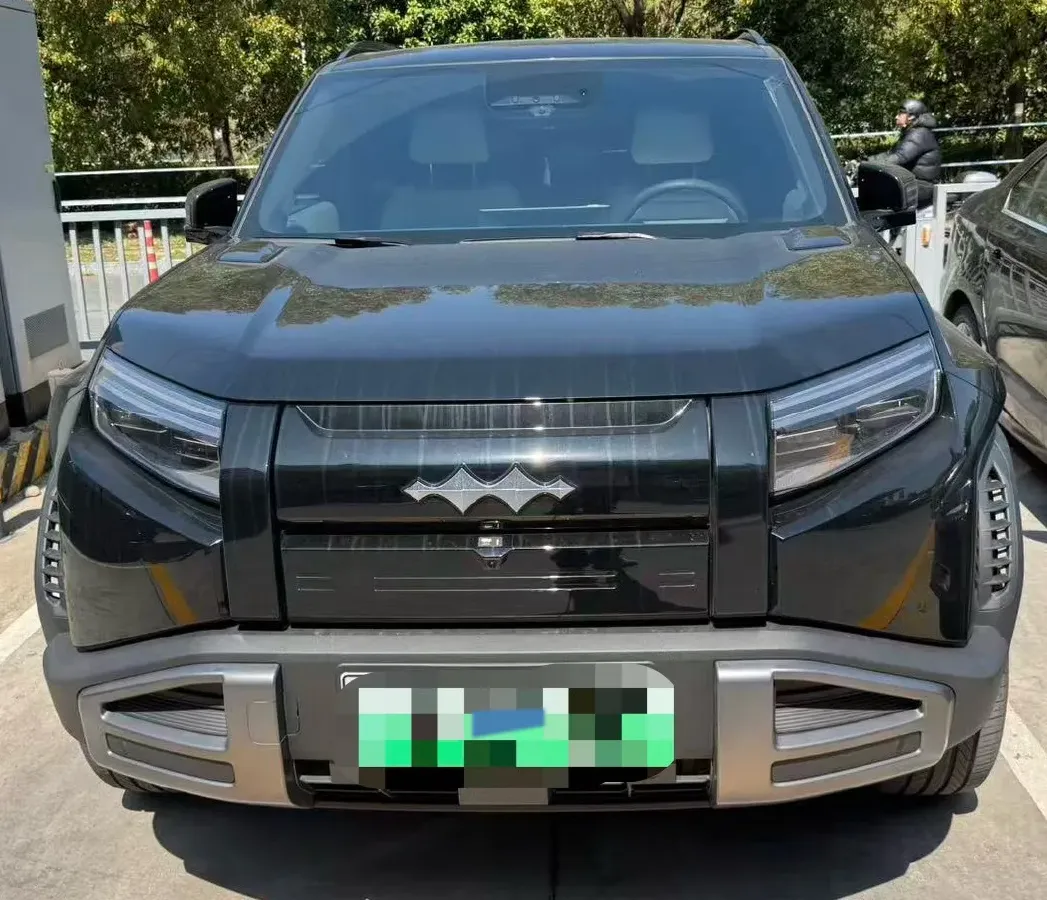 2025 FangChengBao Tai 3 BEV,autocango,china used car exporter,china ev exporter,chinese used car exporter,chinese used ev exporter