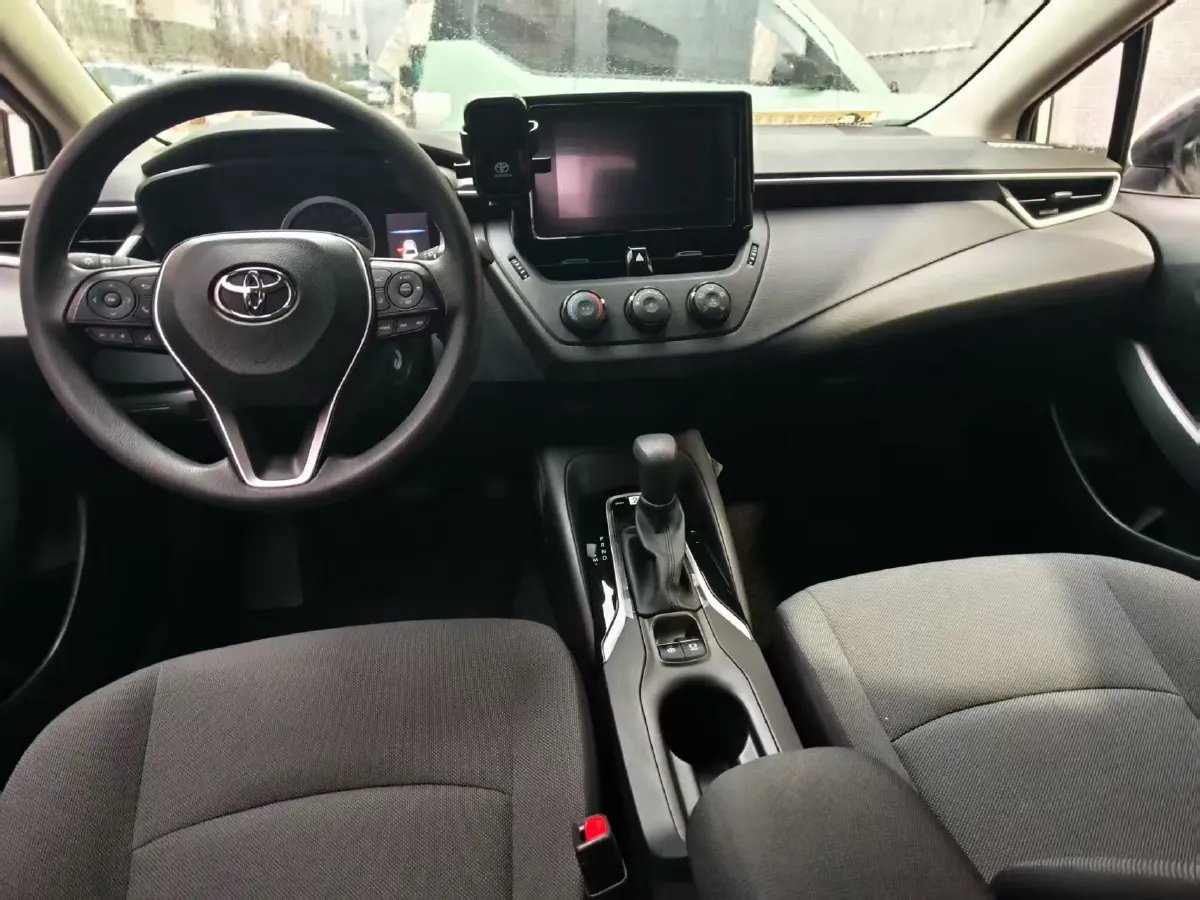 2021 Toyota Corolla 1.2T 116HP L4 CVT,autocango,china used car exporter,china ev exporter,chinese used car exporter,chinese used ev exporter