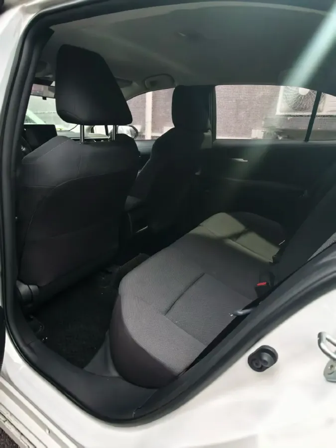 2021 Toyota Corolla 1.2T 116HP L4 CVT,autocango,china used car exporter,china ev exporter,chinese used car exporter,chinese used ev exporter