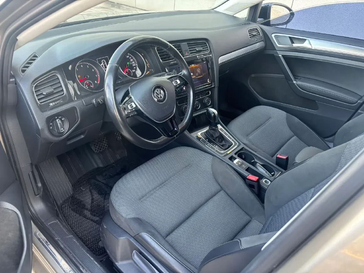 2019 Brilliance Auto V7 1.8T 231HP L4 7DCT,autocango,china used car exporter,china ev exporter,chinese used car exporter,chinese used ev exporter