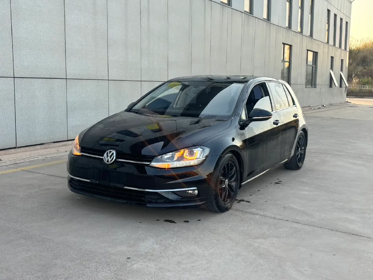 2019 Brilliance Auto V7 1.8T 231HP L4 7DCT,autocango,china used car exporter,china ev exporter,chinese used car exporter,chinese used ev exporter