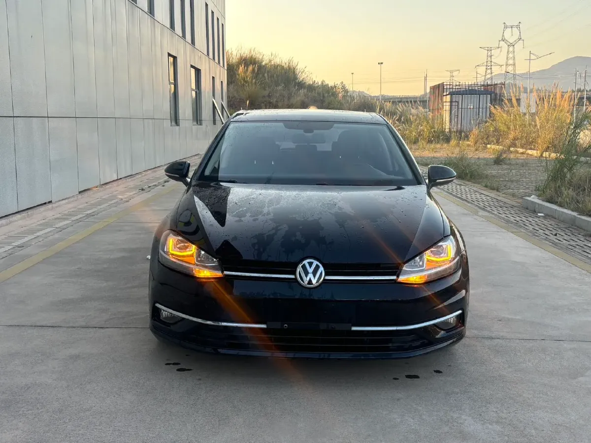 2019 Brilliance Auto V7 1.8T 231HP L4 7DCT,autocango,china used car exporter,china ev exporter,chinese used car exporter,chinese used ev exporter