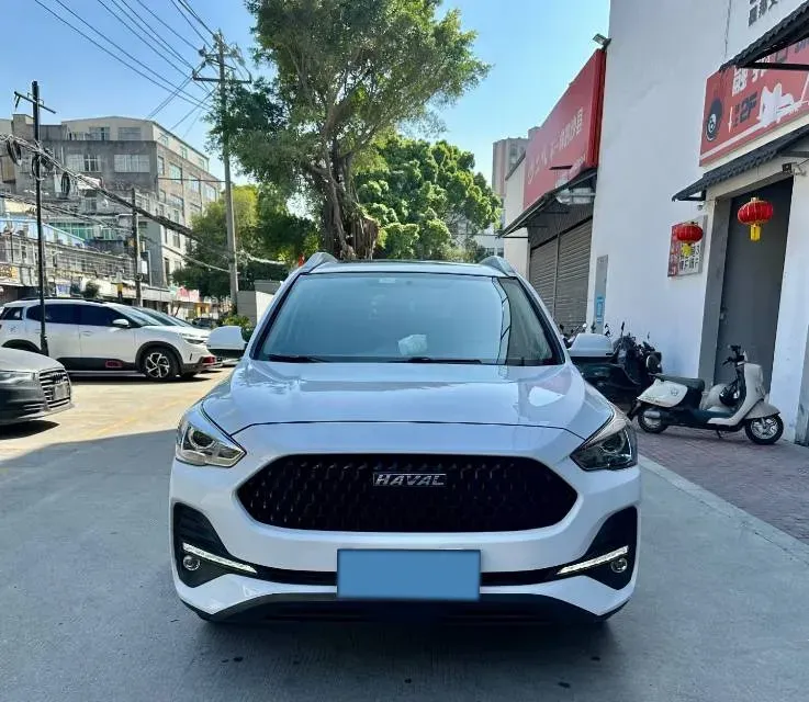 2019 Haval M6 1.5T 150HP L4 6MT,autocango,china used car exporter,china ev exporter,chinese used car exporter,chinese used ev exporter