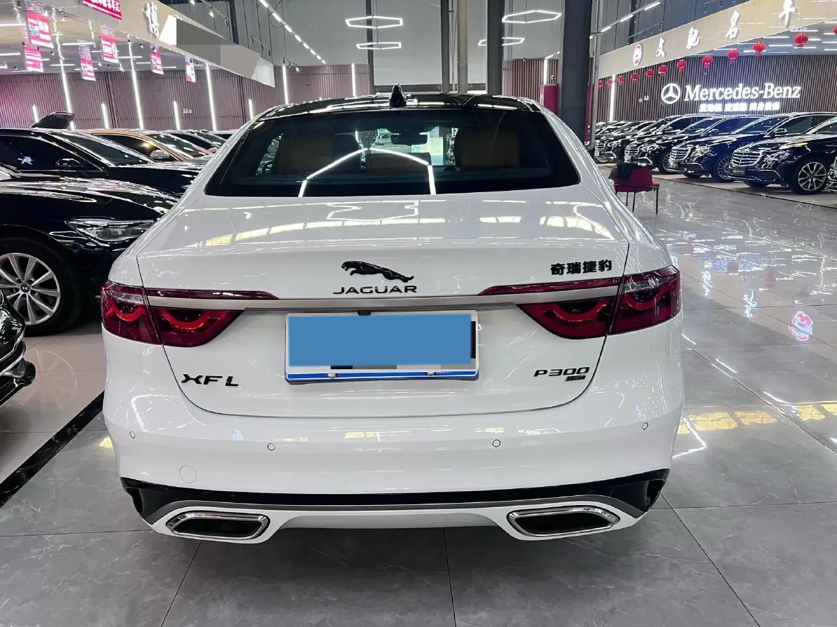 2024 Jaguar XFL 2.0T 300HP L4 8AT,autocango,china used car exporter,china ev exporter,chinese used car exporter,chinese used ev exporter