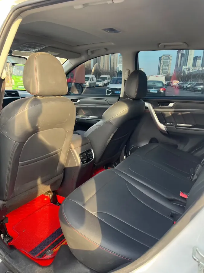2019 Haval M6 1.5T 150HP L4 7DCT,autocango,china used car exporter,china ev exporter,chinese used car exporter,chinese used ev exporter