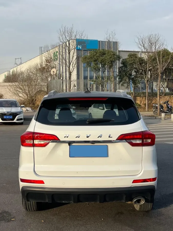 2019 Haval M6 1.5T 150HP L4 7DCT,autocango,china used car exporter,china ev exporter,chinese used car exporter,chinese used ev exporter