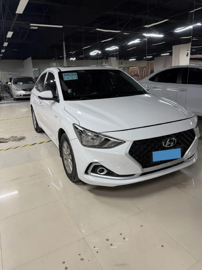 2017 Hyundai Celesta 1.6L 123HP L4 6AT,autocango,china used car exporter,china ev exporter,chinese used car exporter,chinese used ev exporter