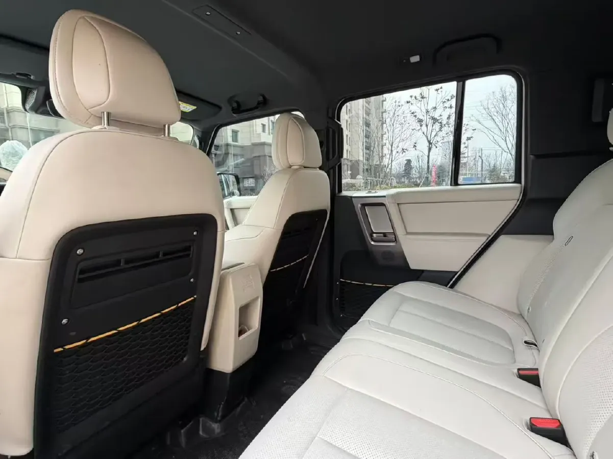 2025 Yufeng Auto Golden Warehouse BEV,autocango,china used car exporter,china ev exporter,chinese used car exporter,chinese used ev exporter