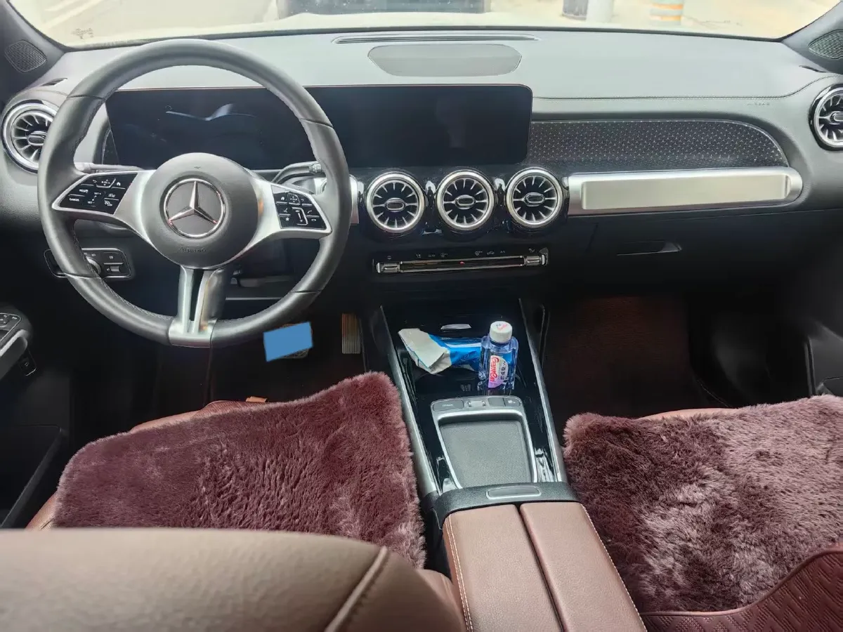 2024 Mercedes-Benz GLB Class 2.0T 190HP L4 8DCT,autocango,china used car exporter,china ev exporter,chinese used car exporter,chinese used ev exporter