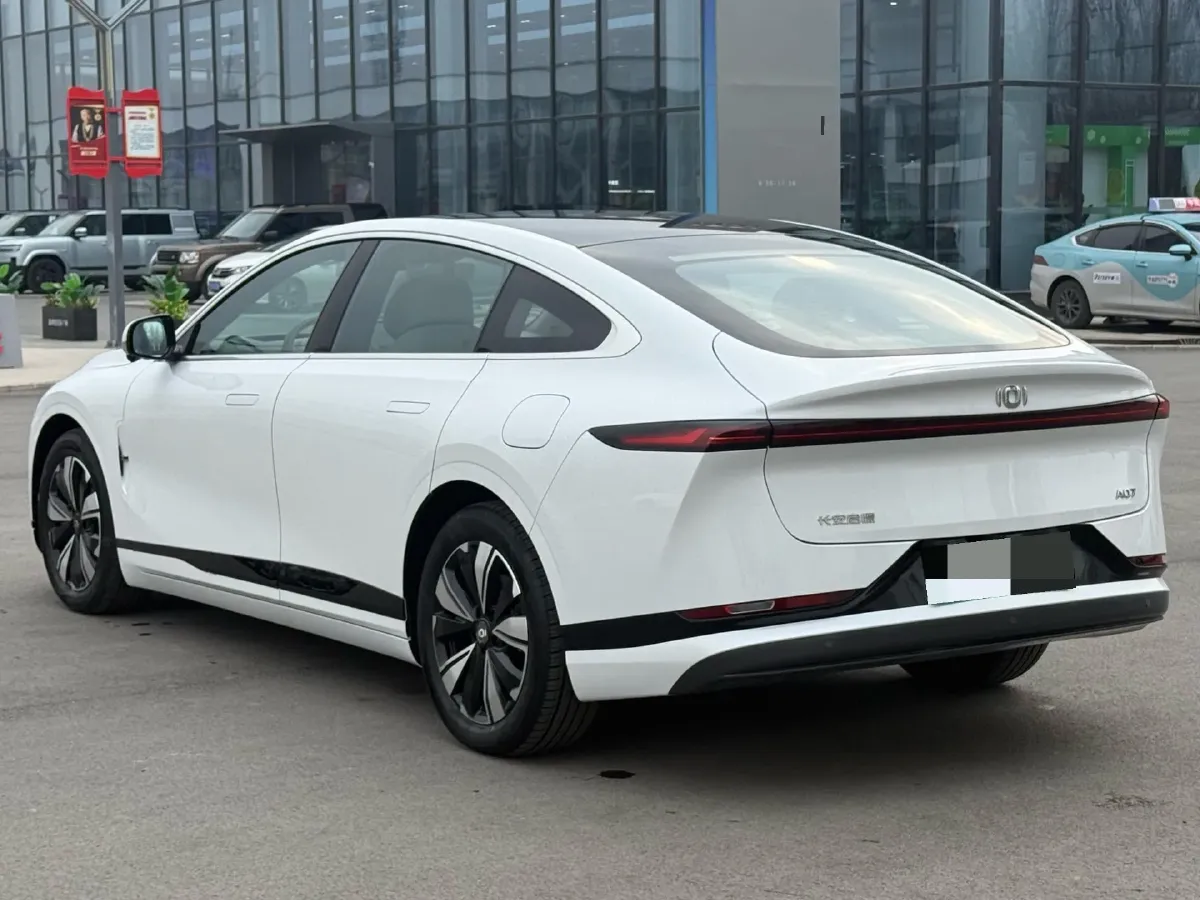 2023 ChangAn QiYuan A07 1.5L 95HP L4 REEV 28.4KWH,autocango,china used car exporter,china ev exporter,chinese used car exporter,chinese used ev exporter