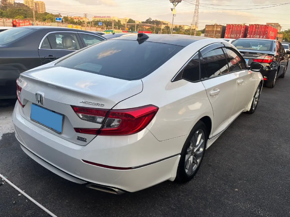 2018 Honda Accord 1.5T 194HP L4 CVT,autocango,china used car exporter,china ev exporter,chinese used car exporter,chinese used ev exporter