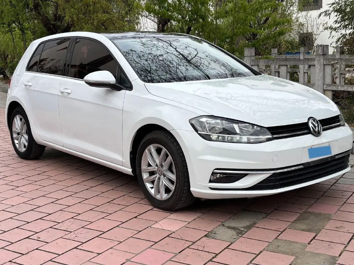 2018 Volkswagen Golf 1.4T 131HP L4 7DCT,autocango,china used car exporter,china ev exporter,chinese used car exporter,chinese used ev exporter