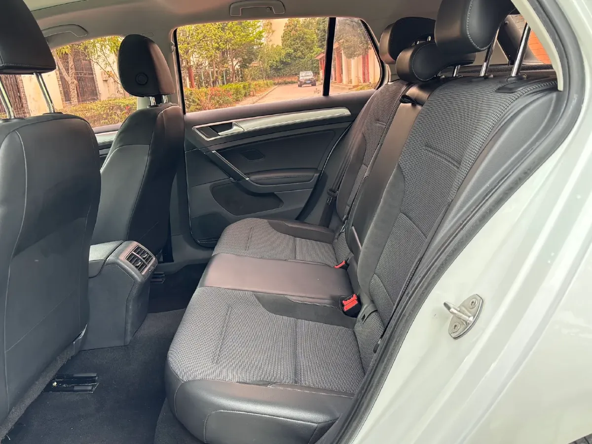 2018 Volkswagen Golf 1.4T 131HP L4 7DCT,autocango,china used car exporter,china ev exporter,chinese used car exporter,chinese used ev exporter