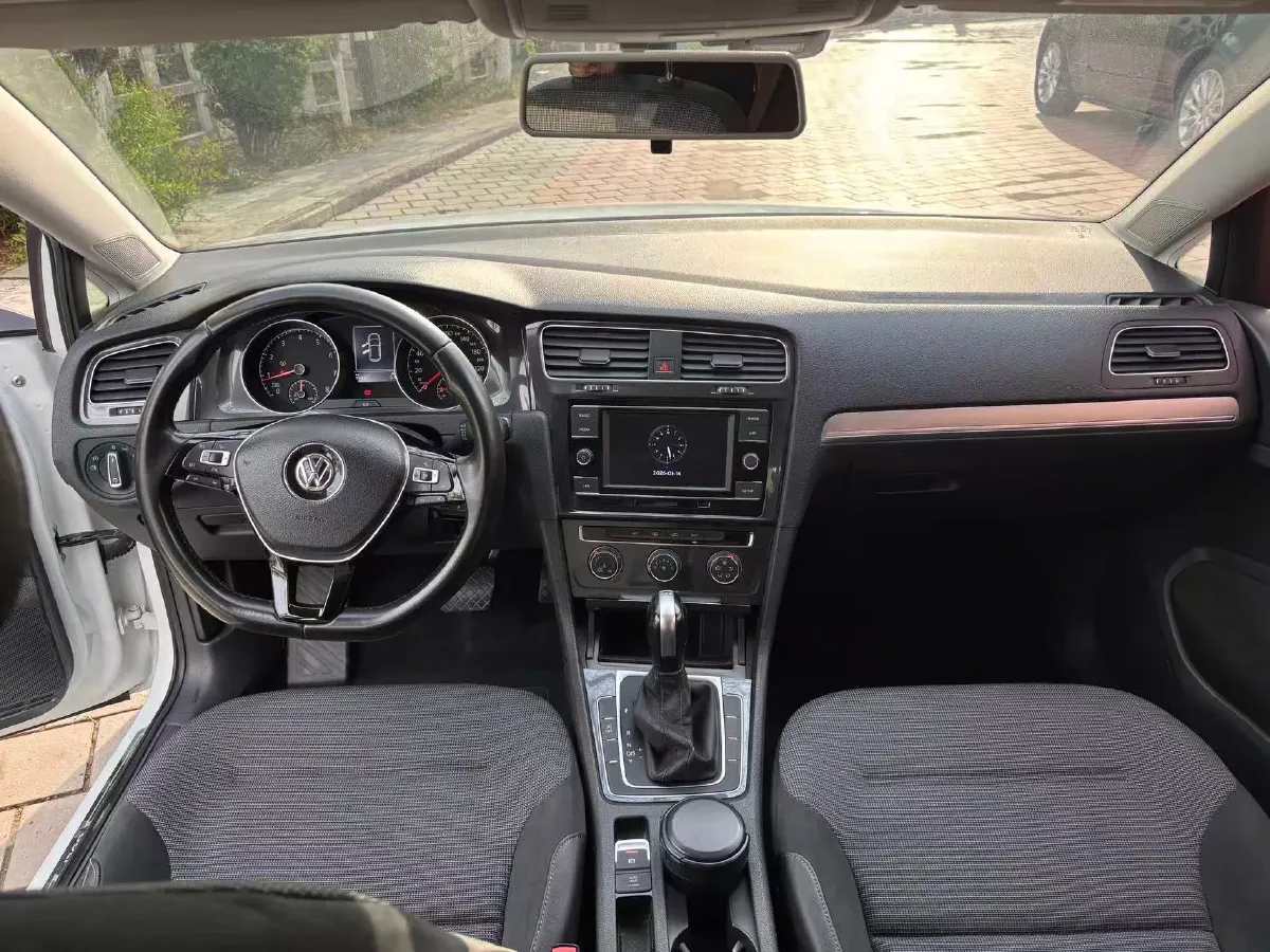 2018 Volkswagen Golf 1.4T 131HP L4 7DCT,autocango,china used car exporter,china ev exporter,chinese used car exporter,chinese used ev exporter