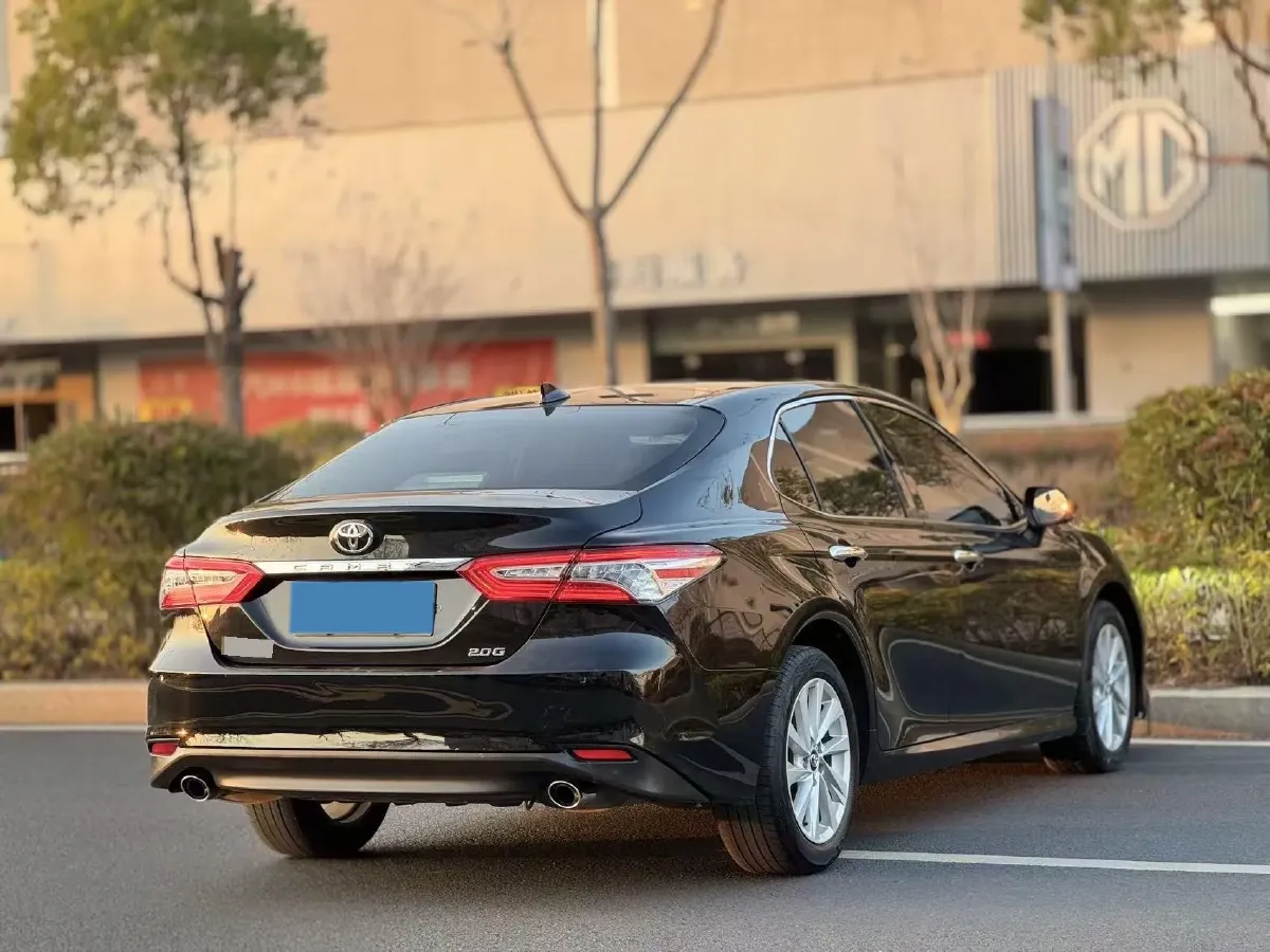 2023 Toyota Camry 2.0L 177HP L4 CVT,autocango,china used car exporter,china ev exporter,chinese used car exporter,chinese used ev exporter