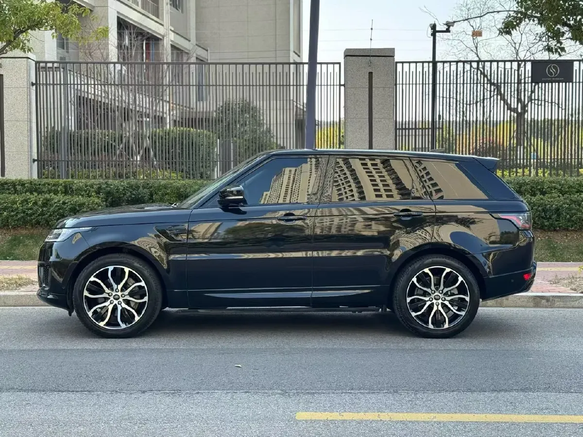 2022 Land Rover Range Rover Sport 3.0T 360HP L6 8AT,autocango,china used car exporter,china ev exporter,chinese used car exporter,chinese used ev exporter