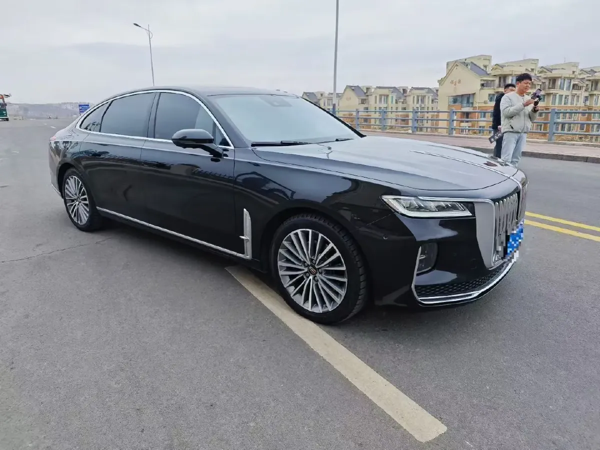 2020 HongQi H9 2.0T 252HP L4 7DCT,autocango,china used car exporter,china ev exporter,chinese used car exporter,chinese used ev exporter